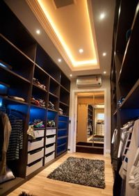 Большая открытая гардеробная комната с комбинированным наполнением Витебск